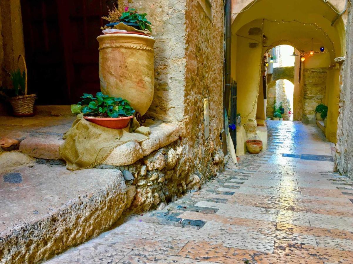 Cipriani 5 Rivieraholiday Pietra Ligure Kültér fotó